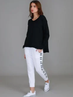 3rd Story April Front Pocket Sweatshirt< Sweatshirts|Sweatshirts