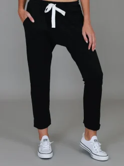 3rd Story Ariel Straight Leg Jogger Pants< Joggers