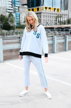 3rd Story Aubree Chenille Logo Sweatshirt< Sweatshirts|Sweatshirts