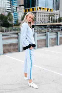 3rd Story Aubree Chenille Logo Sweatshirt< Sweatshirts|Sweatshirts
