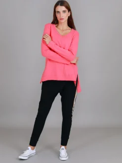 3rd Story Barwon V Neck T Shirt< Long Sleeves