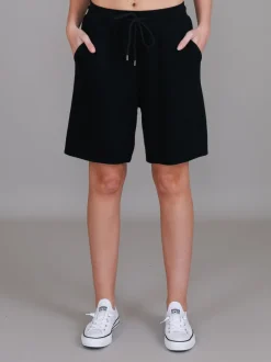 3rd Story Chadstone Long Shorts< Shorts