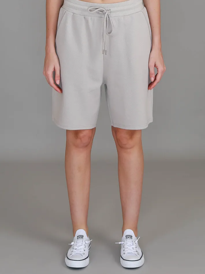 3rd Story Chadstone Long Shorts< Shorts