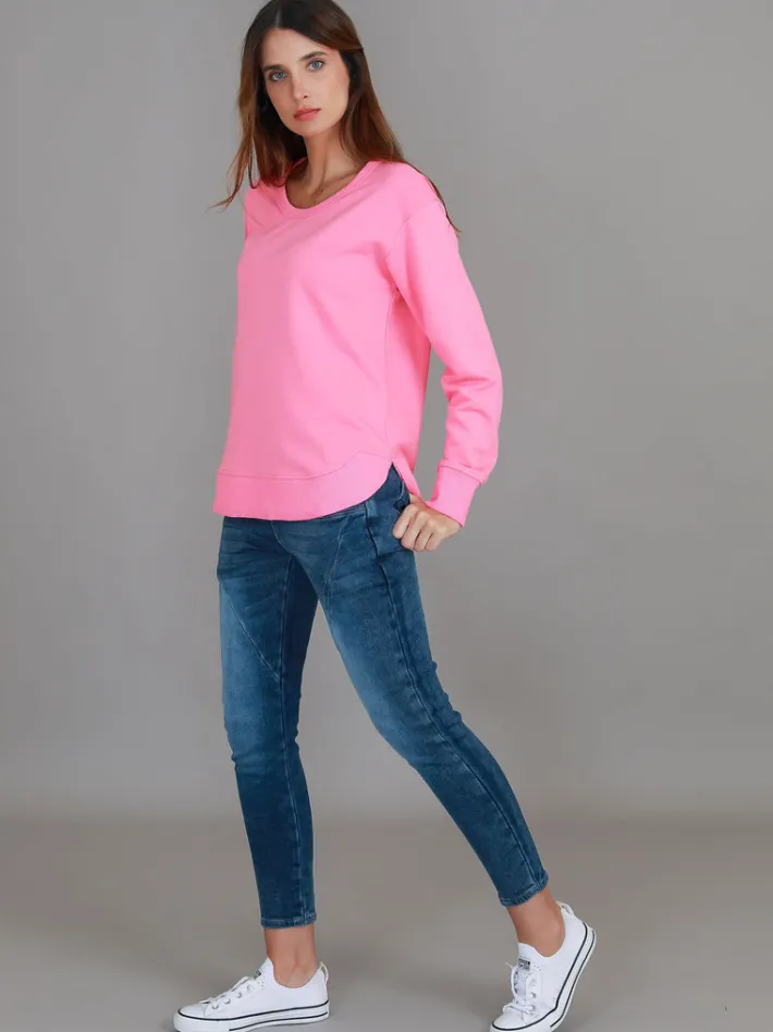 3rd Story Charlette Curve Hem Sweatshirt< Sweatshirts|Sweatshirts