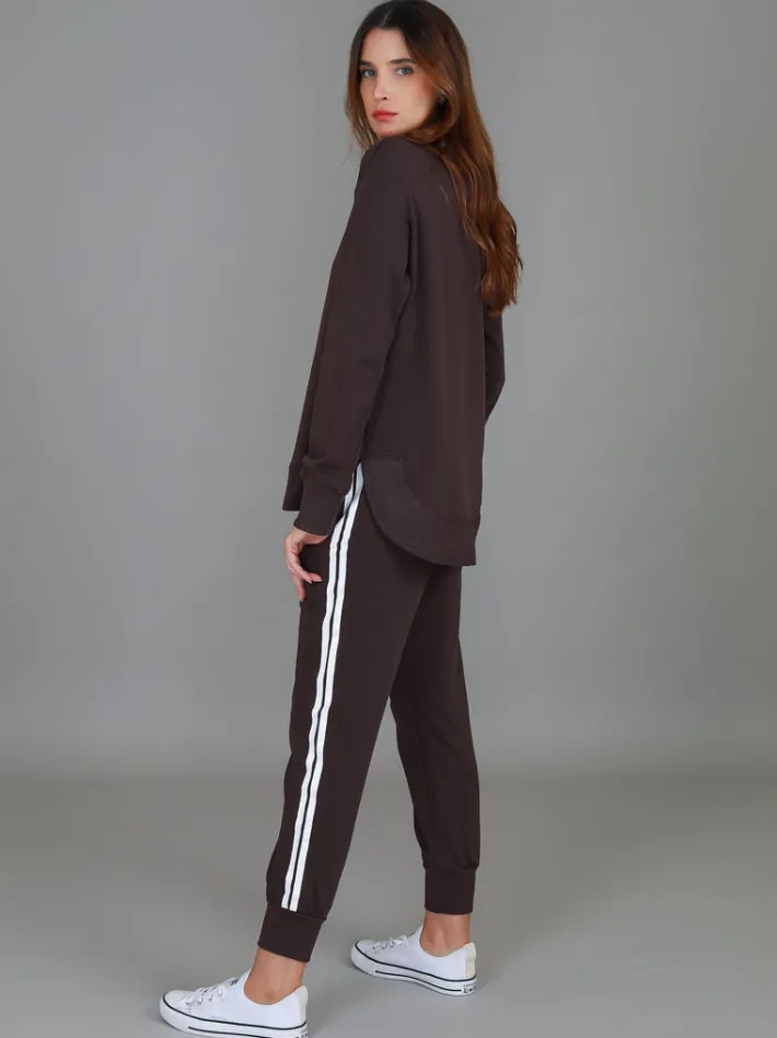 3rd Story Charlette Curve Hem Sweatshirt< Sweatshirts|Sweatshirts