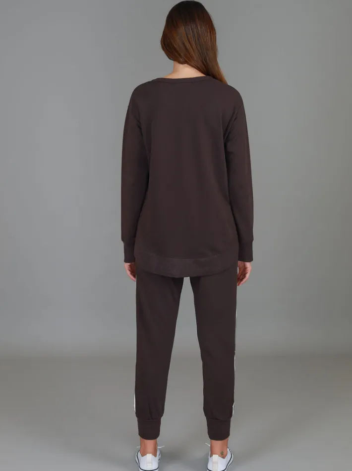 3rd Story Charlette Curve Hem Sweatshirt< Sweatshirts|Sweatshirts