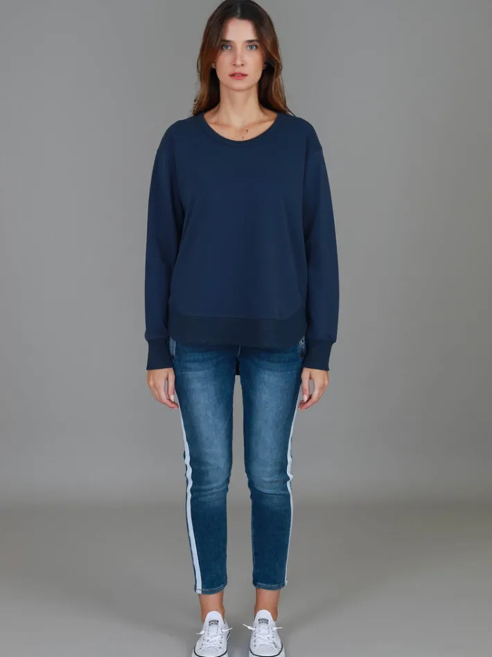 3rd Story Charlette Curve Hem Sweatshirt< Sweatshirts|Sweatshirts