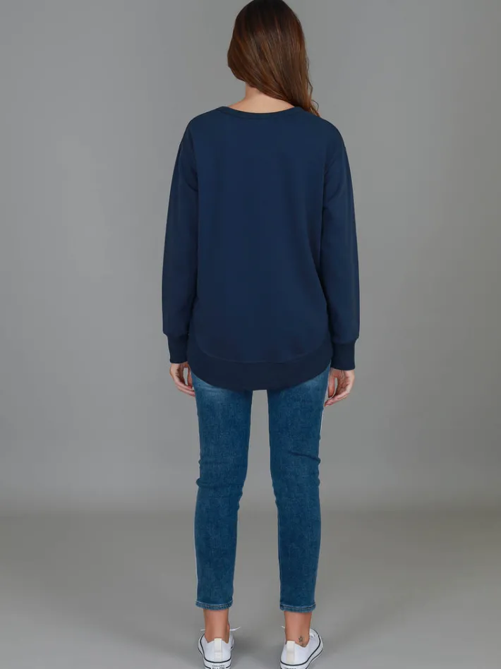 3rd Story Charlette Curve Hem Sweatshirt< Sweatshirts|Sweatshirts