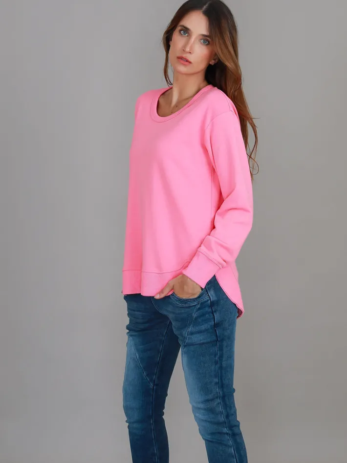 3rd Story Charlette Curve Hem Sweatshirt< Sweatshirts|Sweatshirts