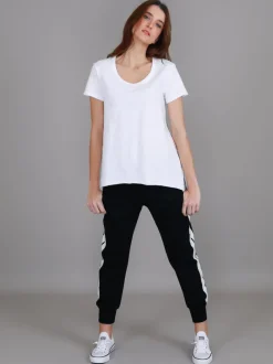 3rd Story Chelsea Short Sleeve Essentials T Shirt< Short Sleeves