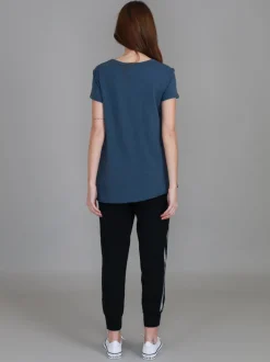 3rd Story Chelsea Short Sleeve Essentials T Shirt< Short Sleeves