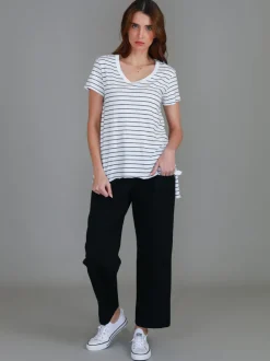 3rd Story Chelsea Short Sleeve Essentials T Shirt< Short Sleeves
