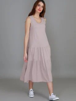 3rd Story Ella Tiered Midi Dress< Sleeveless Dress