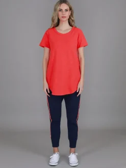 3rd Story Elwood Curved Hem T Shirt< Short Sleeves