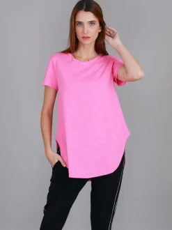 3rd Story Elwood Curved Hem T Shirt< Short Sleeves