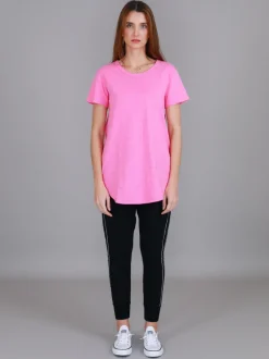 3rd Story Elwood Curved Hem T Shirt< Short Sleeves