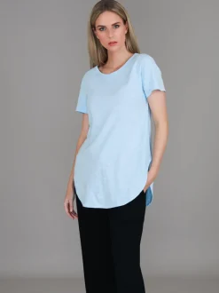 3rd Story Elwood Curved Hem T Shirt< Short Sleeves