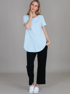 3rd Story Elwood Curved Hem T Shirt< Short Sleeves