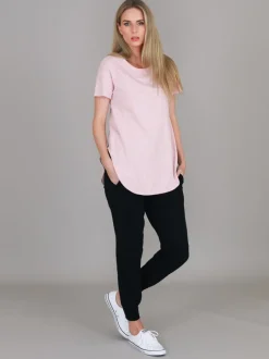 3rd Story Elwood Curved Hem T Shirt< Short Sleeves