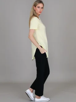 3rd Story Elwood Curved Hem T Shirt< Short Sleeves