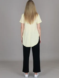 3rd Story Elwood Curved Hem T Shirt< Short Sleeves