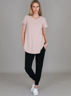 3rd Story Elwood Curved Hem T Shirt< Short Sleeves