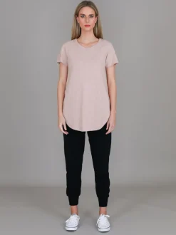3rd Story Elwood Curved Hem T Shirt< Short Sleeves