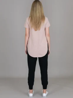 3rd Story Elwood Curved Hem T Shirt< Short Sleeves