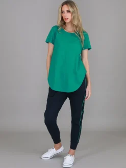3rd Story Elwood Curved Hem T Shirt< Short Sleeves