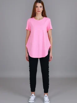 3rd Story Elwood Curved Hem T Shirt< Short Sleeves