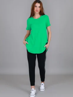 3rd Story Elwood Curved Hem T Shirt< Short Sleeves