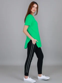 3rd Story Elwood Curved Hem T Shirt< Short Sleeves
