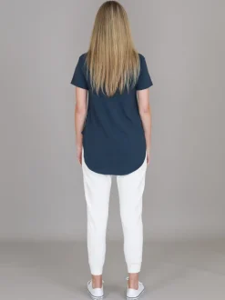 3rd Story Elwood Curved Hem T Shirt< Short Sleeves