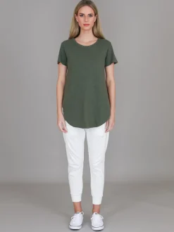 3rd Story Elwood Curved Hem T Shirt< Short Sleeves