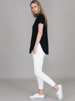 3rd Story Elwood Curved Hem T Shirt< Short Sleeves