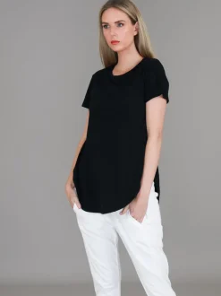 3rd Story Elwood Curved Hem T Shirt< Short Sleeves