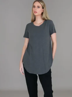 3rd Story Elwood Curved Hem T Shirt< Short Sleeves