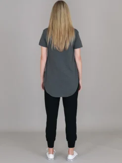 3rd Story Elwood Curved Hem T Shirt< Short Sleeves