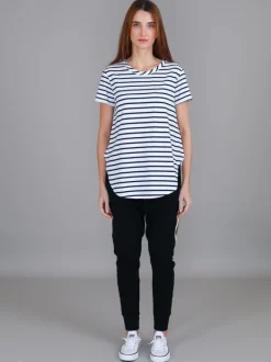 3rd Story Elwood Curved Hem T Shirt< Short Sleeves