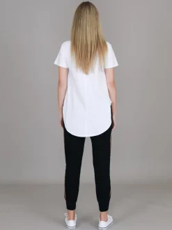 3rd Story Elwood Curved Hem T Shirt< Short Sleeves