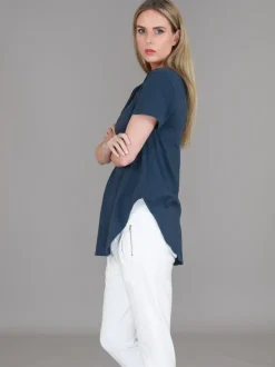 3rd Story Elwood Curved Hem T Shirt< Short Sleeves