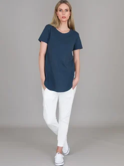 3rd Story Elwood Curved Hem T Shirt< Short Sleeves