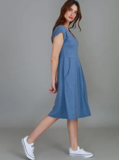 3rd Story Evelyn Midi Dress with Pockets< Short Sleeve Dress