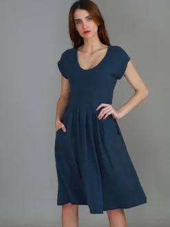 3rd Story Evelyn Midi Dress with Pockets< Short Sleeve Dress
