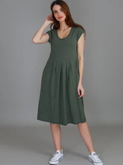 3rd Story Evelyn Midi Dress with Pockets< Short Sleeve Dress