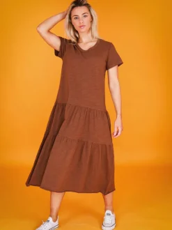 3rd Story Hazel Tiered Midi Dress< Short Sleeve Dress