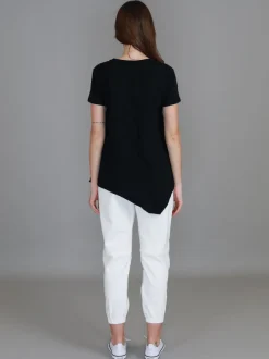 3rd Story Helena Asymmetrical Hem T Shirt< Short Sleeves