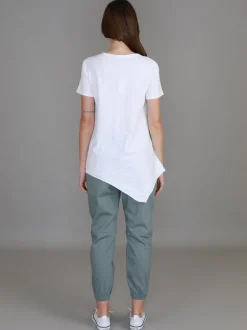 3rd Story Helena Asymmetrical Hem T Shirt< Short Sleeves