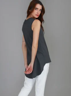 3rd Story Madison Hi Lo Hem Tank Top< Tanks