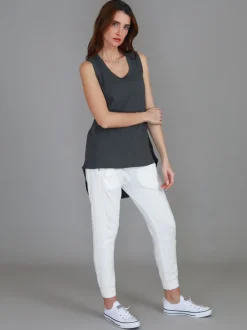 3rd Story Madison Hi Lo Hem Tank Top< Tanks